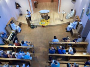 Messe dans la chapelle de la Maison Saint André de Limonest